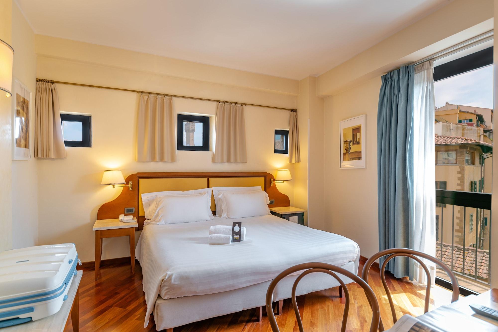 B&B Hotel Firenze Pitti Palace Al Ponte Vecchio Luaran gambar